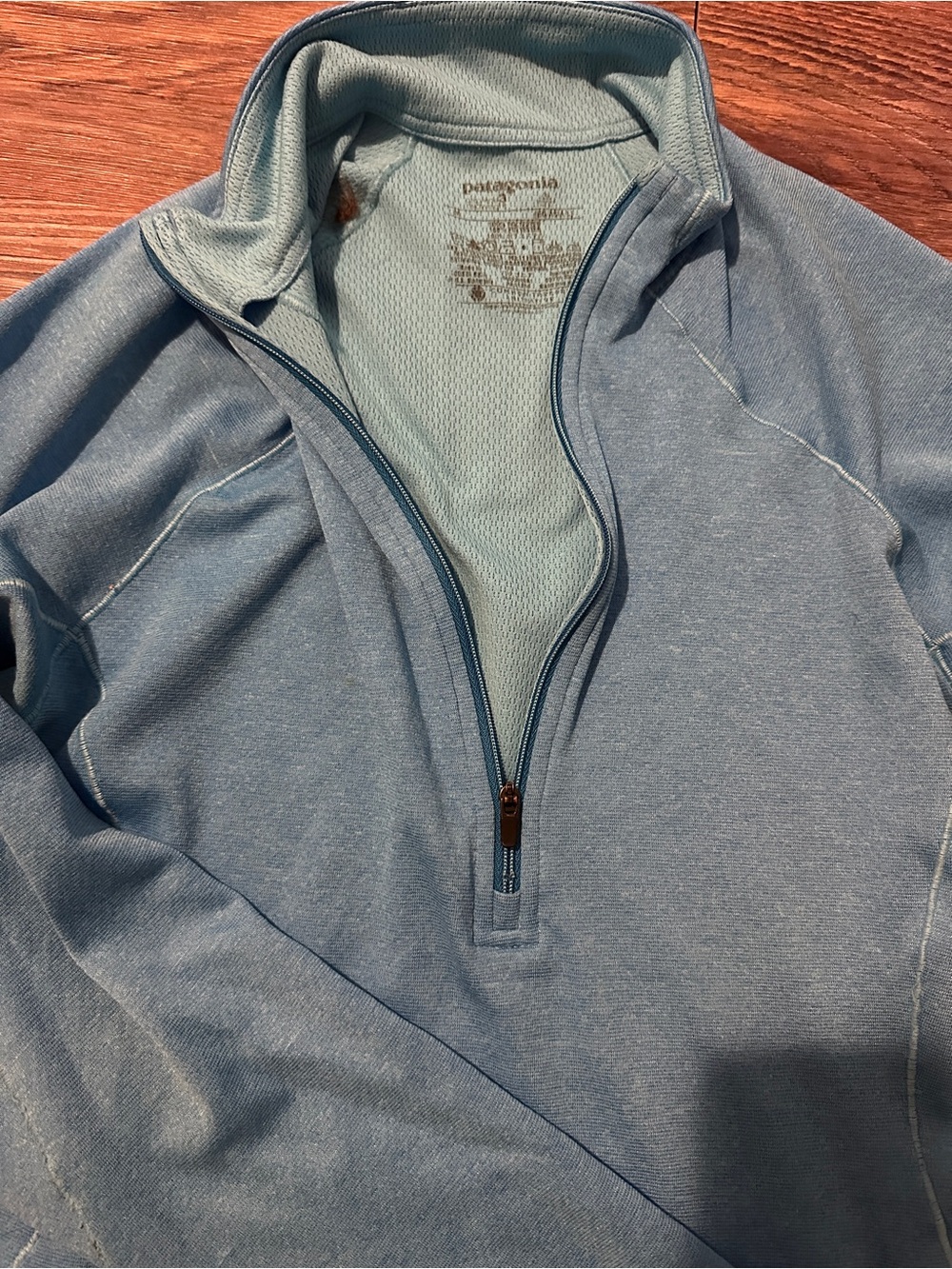 Vintage Patagonia Light Blue Women's Quarter-Zip Pullover